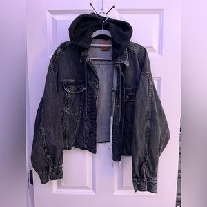 American Eagle Hooded Jean Jacket - Women’s